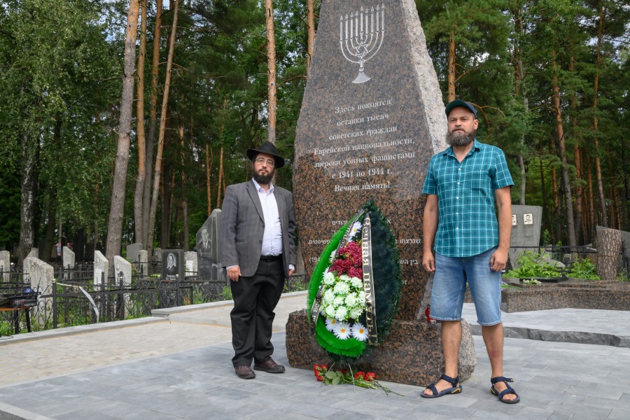 05.08.2025. Минская, 106. Открытие обновленных памятников на месте братских могил евреев, погибших в период немецкой оккупации.