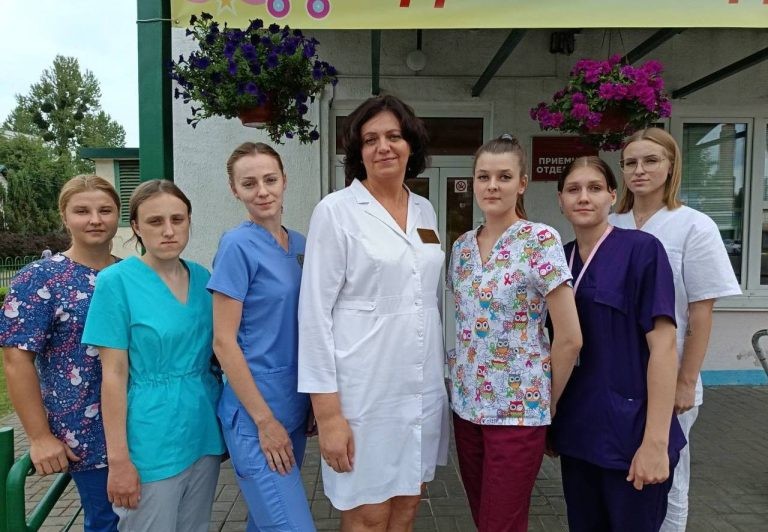 В медицинские учреждения Бобруйска прибыли выпускники вузов, готовые начать свой профессиональный путь. Фото: Могилевское областное объединение профсоюзов.