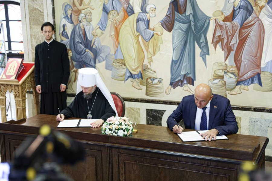 Мининформ и Белорусская православная церковь подписали соглашение о сотрудничестве