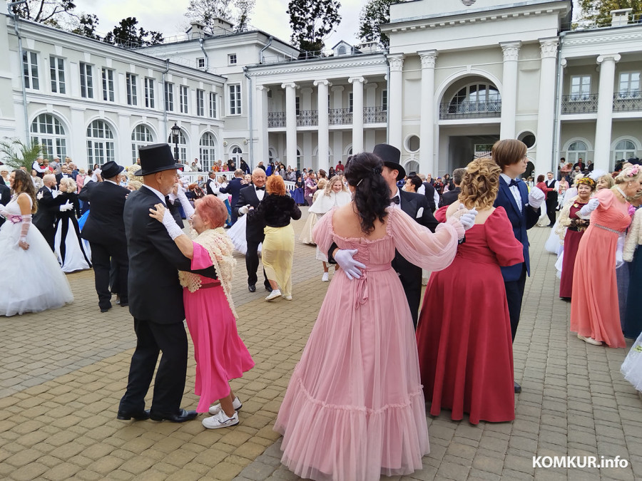 27.09.2025 г. Жиличи. Вераснёўскі фэст. Усадьба Булгаков.