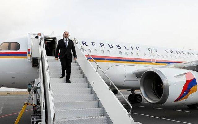Самолет премьера Армении пролетел над Азербайджаном