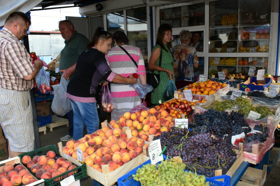 Бобруйск, 5 сентября 2025 года. Рынок «Западный».