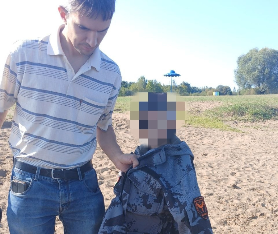 «Оправились осматривать берег реки». В Бобруйске пропал 7-летний мальчик: ребенка нашли живым