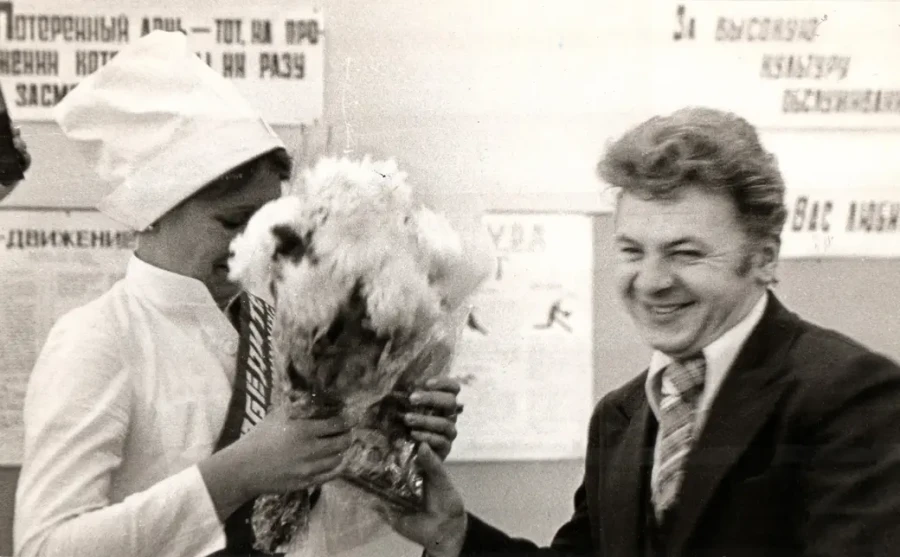 Иван Иосифович Богдевич на работе. 