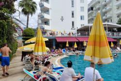 Турецкие каникулы: как мы в середине осени съездили в Махмутлар и сколько потратили