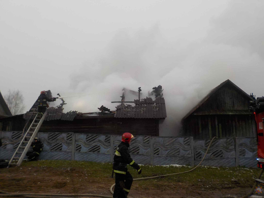 В Бобруйске на улице Панфилова горела баня. Погиб мужчина