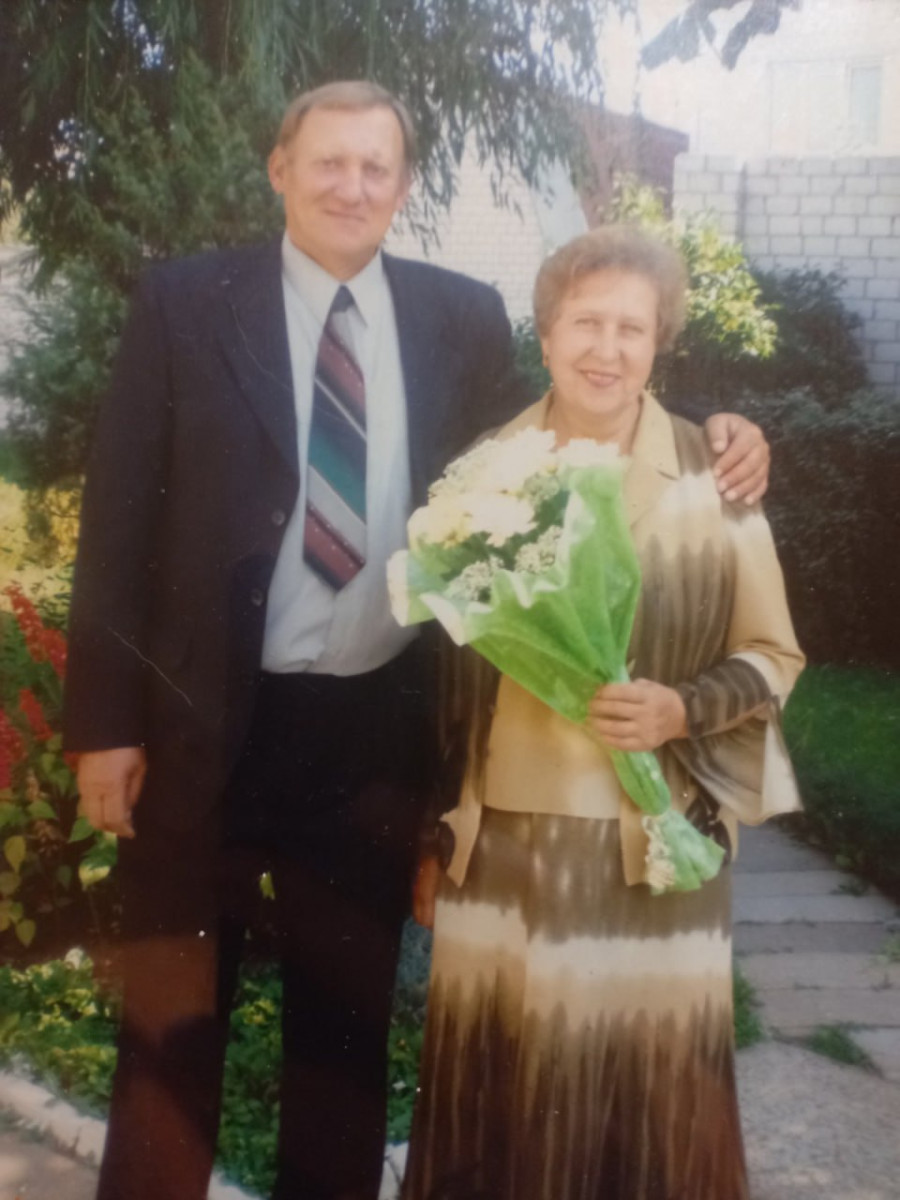 Ирина Георгиевна с мужем Валерием Николаевичем, к сожалению, уже ушедшим из жизни.