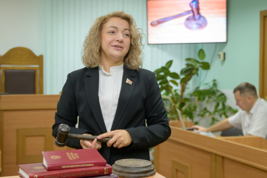 02.12.2025. Бобруйск. День открытых дверей в суде Бобруйского района и города Бобруйска Председатель суда Юлия Березюк