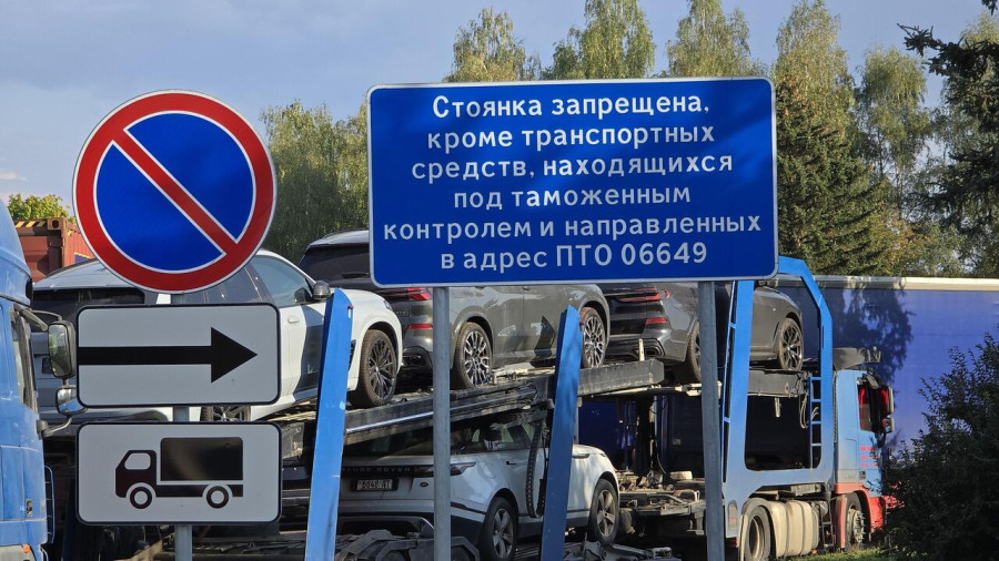 Более 4 тысяч фур стоят на границе Беларуси с ЕС