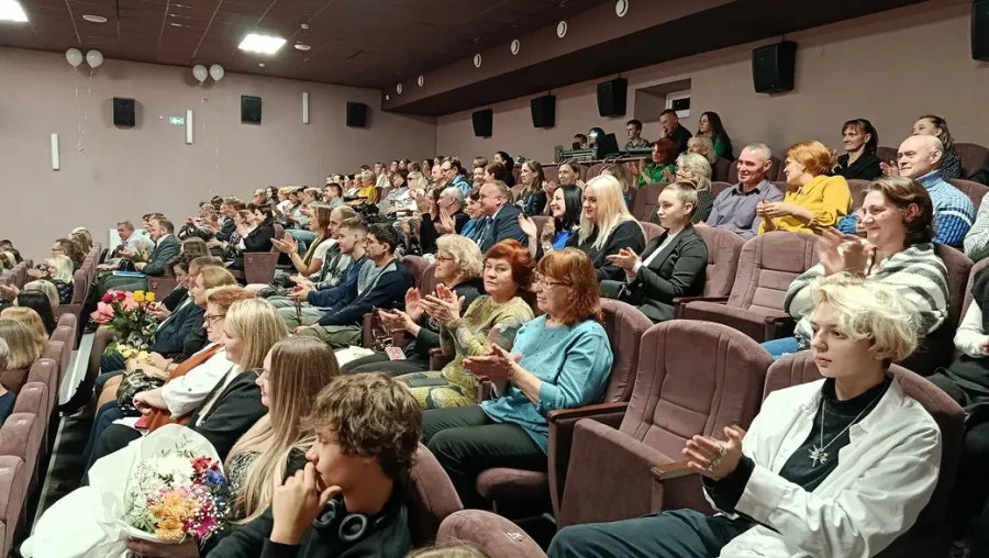 24.10.2025 г. На мероприятии в честь 65-летия Глусской детской школы искусств.