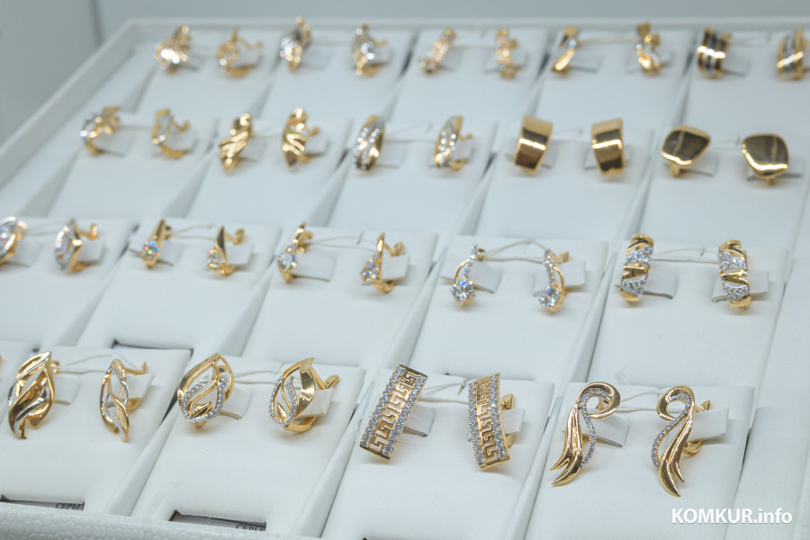 06.10.2025. Ул. М.Горького, 7. Открытие ювелирного магазина «Янтарь» ОАО «Белювелирторг»