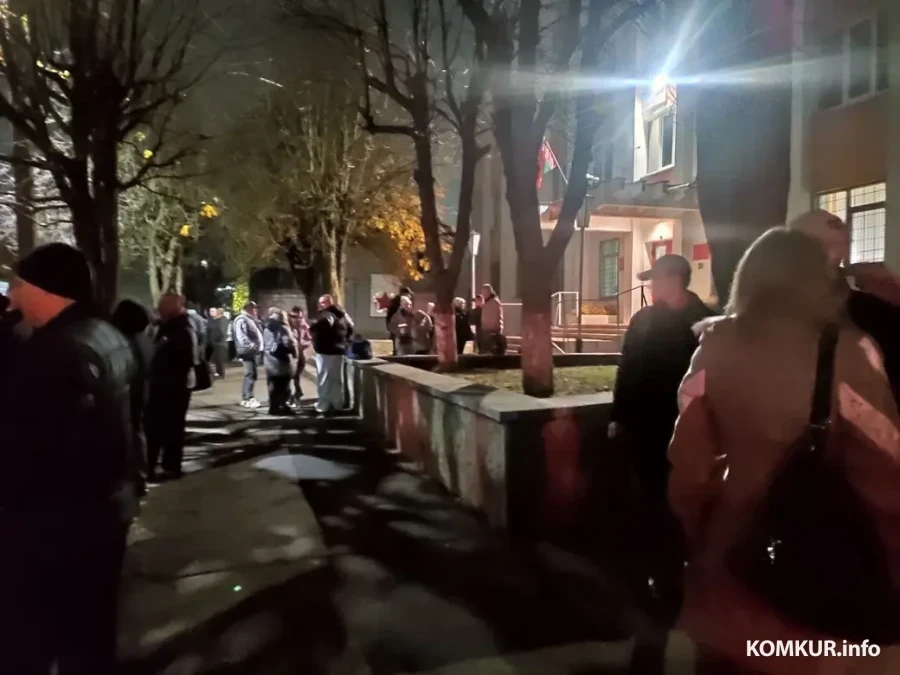 «Когда автобус с новобранцами удаляется, на глаза невольно наворачиваются слезы». Как я сына в армию провожала