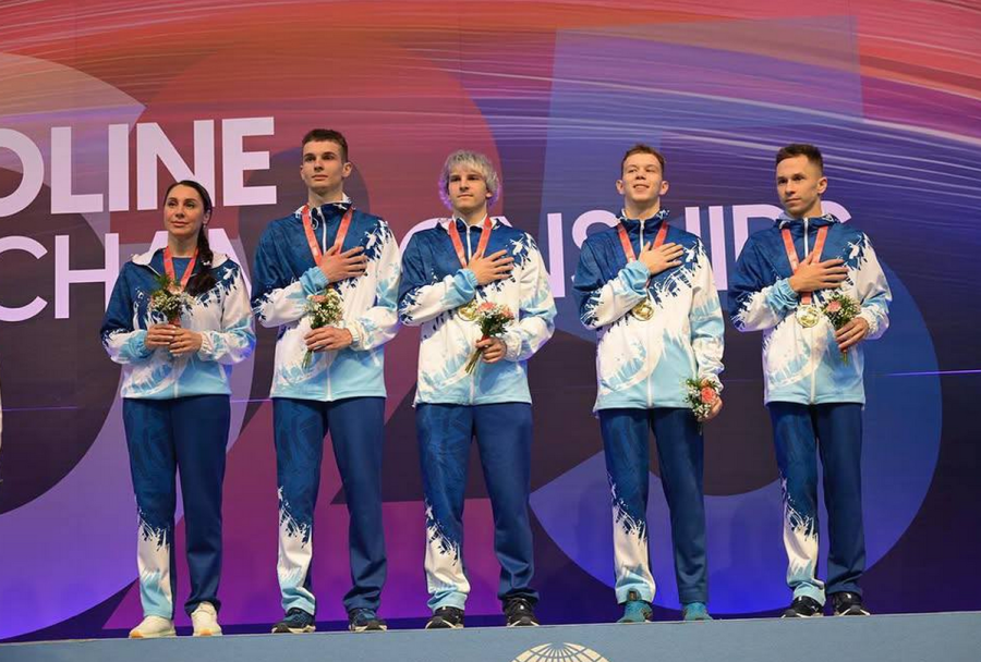 Белорусы стали чемпионами мира по прыжкам на батуте в командных соревнованиях