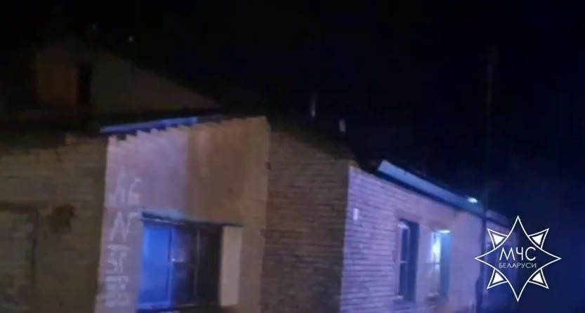 Пожар в Могилевском районе: мужчина спас соседа, но чуть не погиб сам