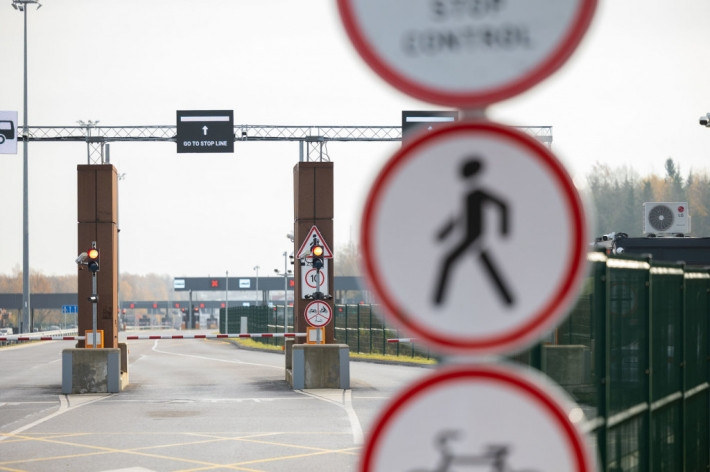 Литва досрочно открывает границу с Беларусью с 20 ноября