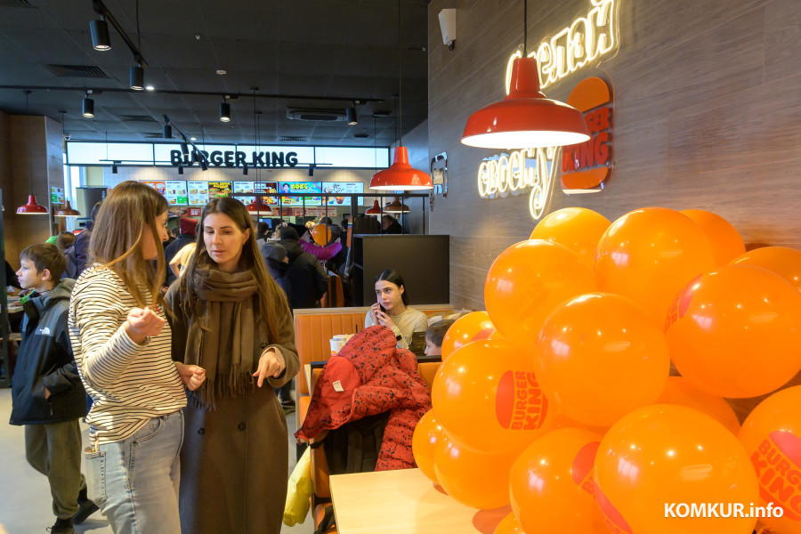 14.11.2025. Бобруйск, ТЦ «Корона», улица 50 лет ВЛКСМ. Открытие «Бургер кинг» и «Додо пицца».