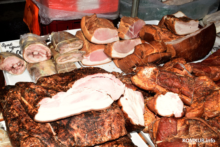 Бобруйск, 8 ноября 2025 года. Улица Горького. Сельскохозяйственная ярмарка «Золотая осень».