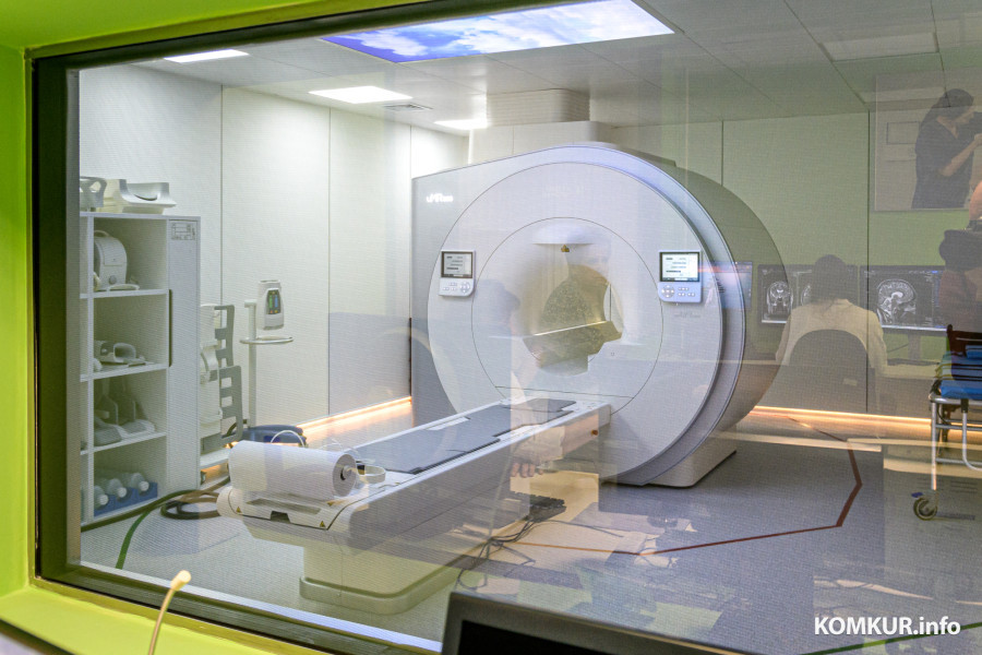 11.2025. Бобруйская центральная больница, ул. Гагарина 34. Открытие кабинета МРТ в Бобруйской центральной больнице