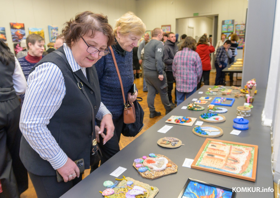 20.11.2025.  Бобруйский художественный музей. Торжественное открытие выставки работ людей с инвалидностью «Мастерство без границ»: искусство, объединяющее мир».