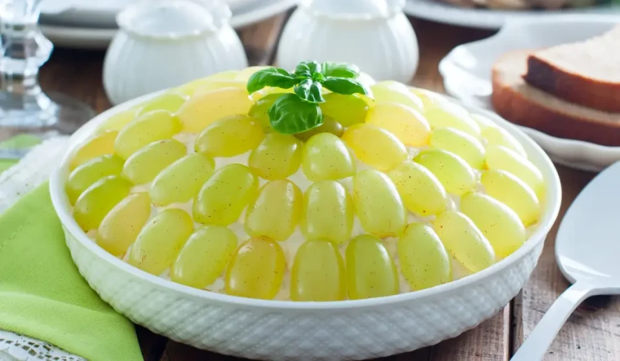 Салат «Тиффани» и красная рыба с картошкой в духовке. Рецепты к новогоднему столу