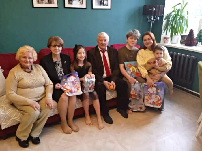 24.12.2025 г. Бобруйск. В гостях у Виталия и Ирины Никитиных.