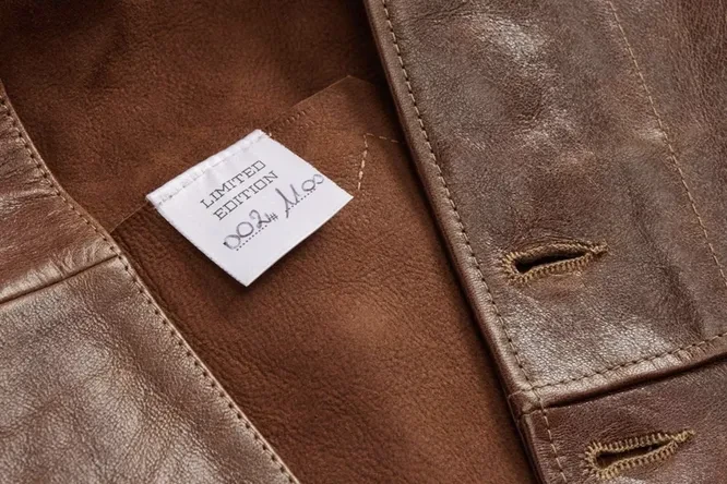 Американский бренд выпустил копию куртки Эйнштейна. Фото: Levi's.