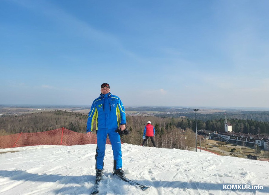 2025 год, февраль. Силичи (МИнская область). Лыжи – одной из увлечений Александра Худолеева.