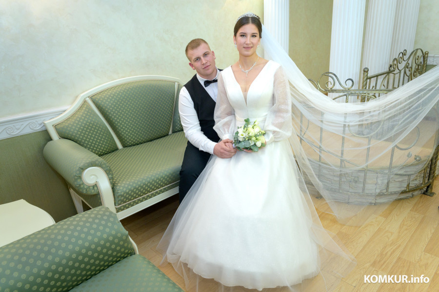 20.12.2025. Отдел ЗАГС Бобруйского горисполкома. Свадебная пара. Анастасия и Данила.