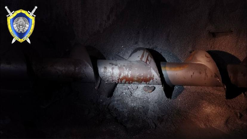 В Могилеве слесарь автозавода лишился ноги при очистке бункера