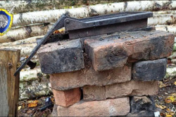 Двое подростков пострадали в результате «эксперимента» с порохом от петард в Шкловском районе