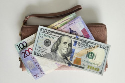 Почему укрепляется рубль и стоит ли избавляться от долларов: рассказал глава Нацбанка Беларуси