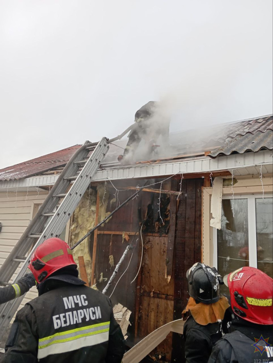 В воскресенье в Бобруйском районе горел сельский магазин