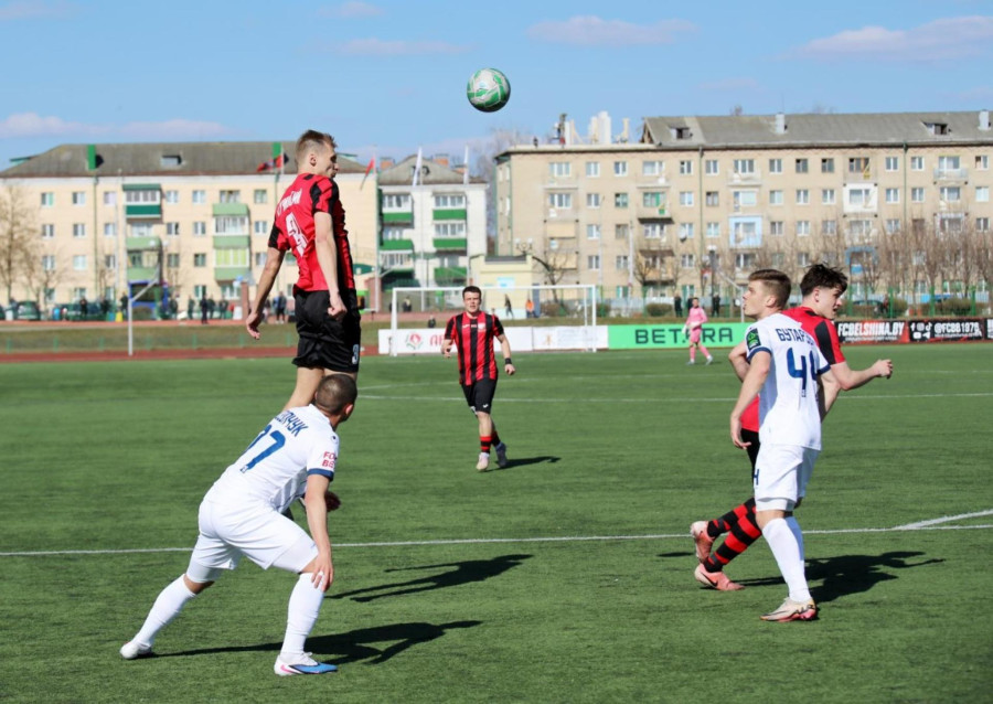 Футбольный Бобруйск сенсационно удачно отметил возвращение в Высшую лигу 