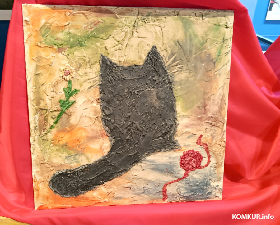 Март 2026 г. Шоколадная картина художников Александра и Марины Головченко "Черный кот"