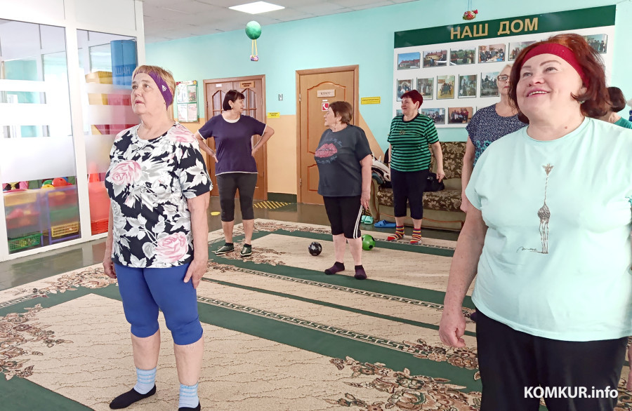  Февраль 2026 г. На занятиях фитнес-кружка в отделении дневного пребывания для граждан пожилого возраста Глусского РЦСОН.