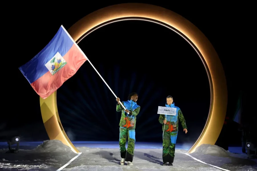 Открытие ОИ-2026. Парад Наций, Предаццо. Фото Getty Images