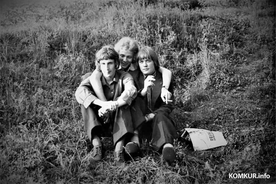 1973-й год, Могилев, Дубровенка. В центре – Виктор Поревой.