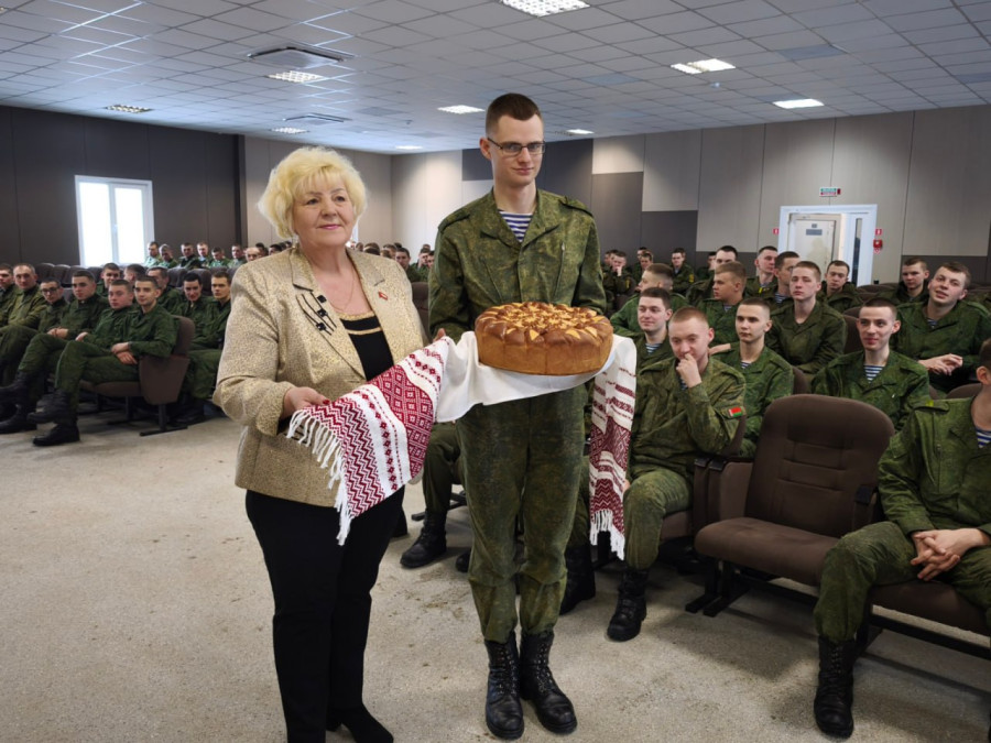«Мамины пироги» в 147-м ракетно-зенитном полку Бобруйска