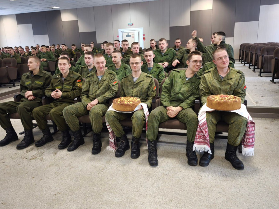 «Мамины пироги» в 147-м ракетно-зенитном полку Бобруйска