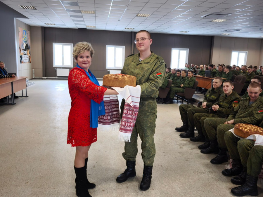 «Мамины пироги» в 147-м ракетно-зенитном полку Бобруйска