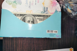 Могилевчанка приютила на два дня в своей квартире бывшую одноклассницу, а та «в благодарность» украла у нее деньги