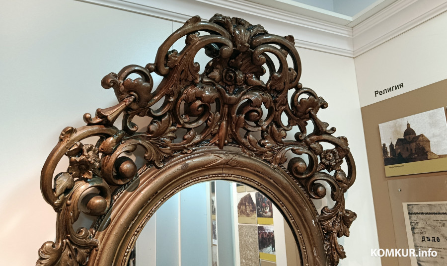 Сто лет в его отражении. История старинного зеркала из Глуска