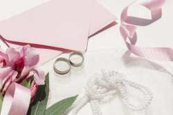 Нужно ли платить налог с денег, подаренных на свадьбу? Ответил специалист