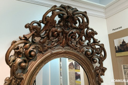 Сто лет в его отражении. История старинного зеркала из Глуска