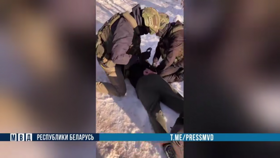 Фото: скан с видео МВД РБ