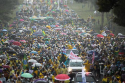 В Бразилии из-за удара молнии пострадали более 70 человек