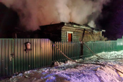 10 раз выезжали спасатели МЧС на тушение пожаров 19 января