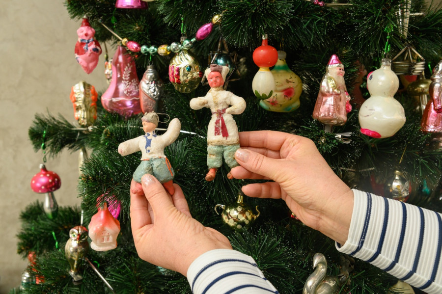 Винтажные елочные игрушки из коллекции бобруйского учителя Галины Валентиновны Жук. Фото: Александр ЧУГУЕВ