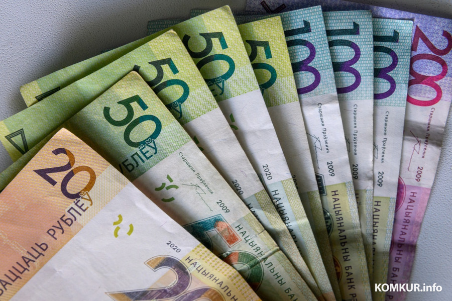 Когда при увольнении могут выплатить три среднемесячные зарплаты: разъяснения специалиста