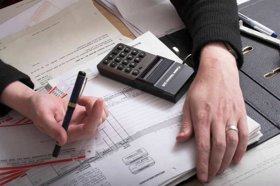 В Могилеве главбух своровала у фирмы, в которой работала, 185 тысяч рублей и спустила их в казино